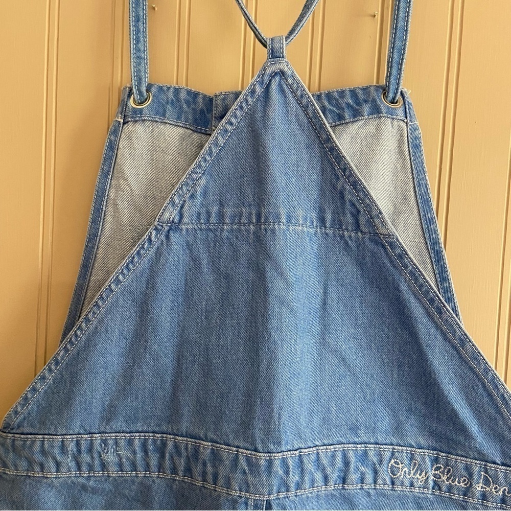 ONLY Distressed Denim Overall Shorts Women’s Size 6 or Medium - Picture 6 of 9
